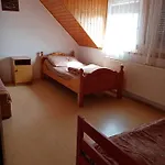 Badacsonyi Magan Szallas Апартаменты Бадачоньтомай