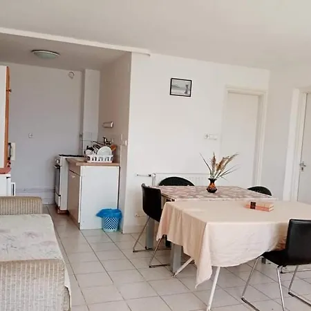 Badacsonyi Magan Szallas バダチョニトマイ