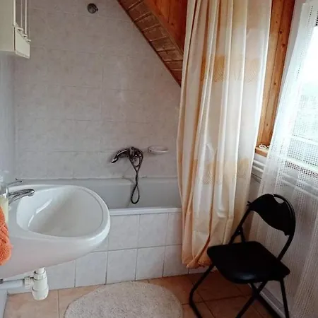 Badacsonyi Magan Szallas Badacsonytomaj