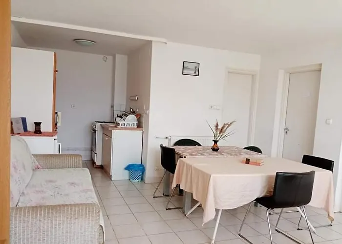 Badacsonyi Magan Szallas Badacsonytomaj